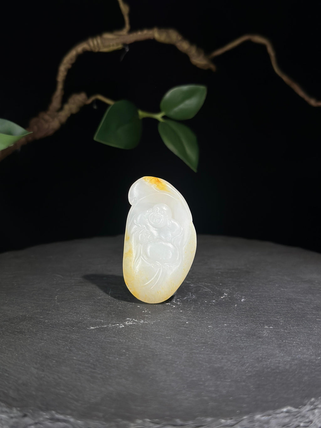 和田玉.籽料洒金皮弥勒佛挂件（yc786053）