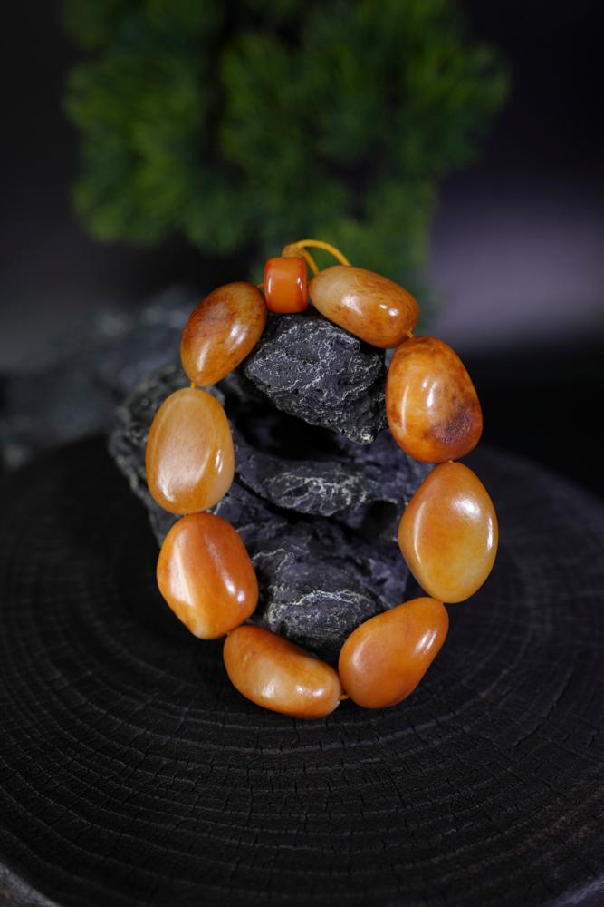 新疆和田玉黄沁皮籽料原石手串（修）（yc229703）