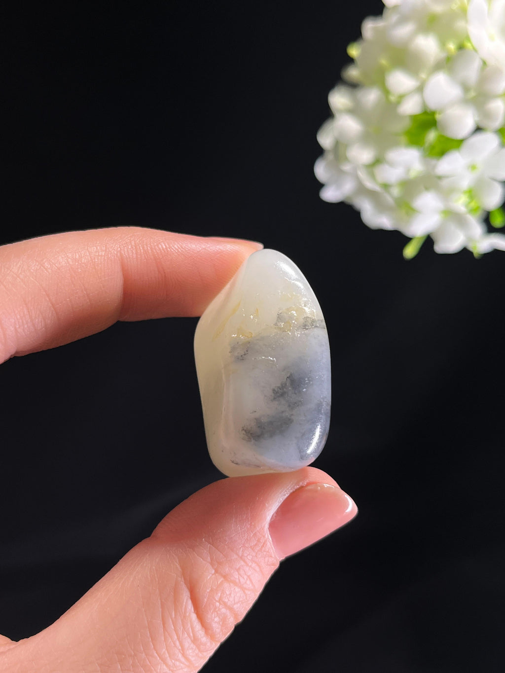 新疆天然和田玉“素白叠墨”青花籽料原石（yc277047）