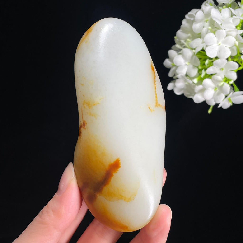 和田玉白玉“金霞覆山”洒金聚黄皮特色籽料（yc367535）