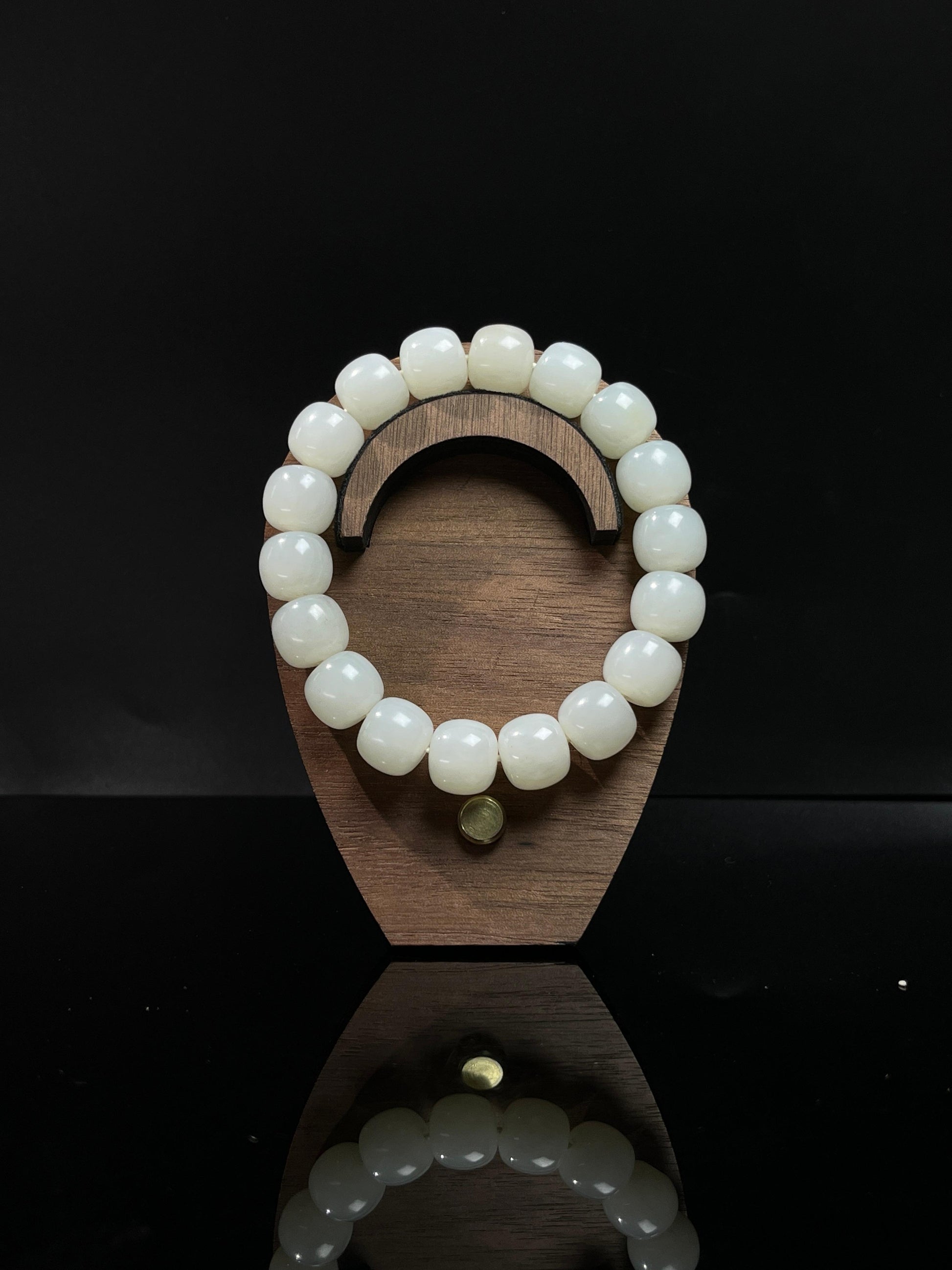 新疆和田玉籽料羊脂白玉手串（yc240706）