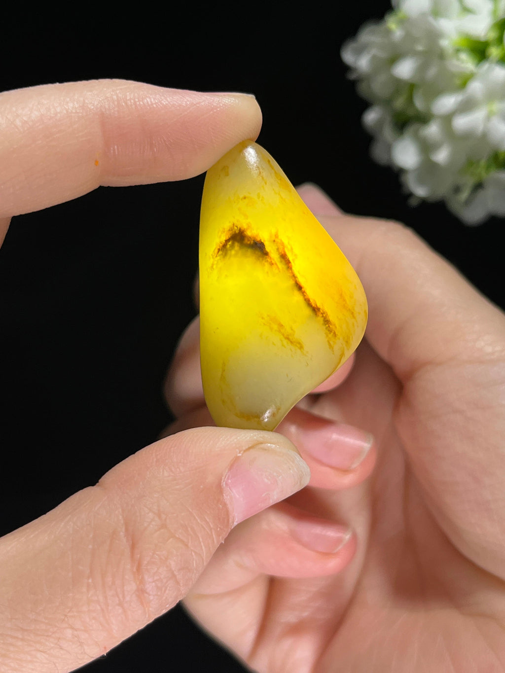 新疆和田玉聚红皮籽料原石（yc255413）