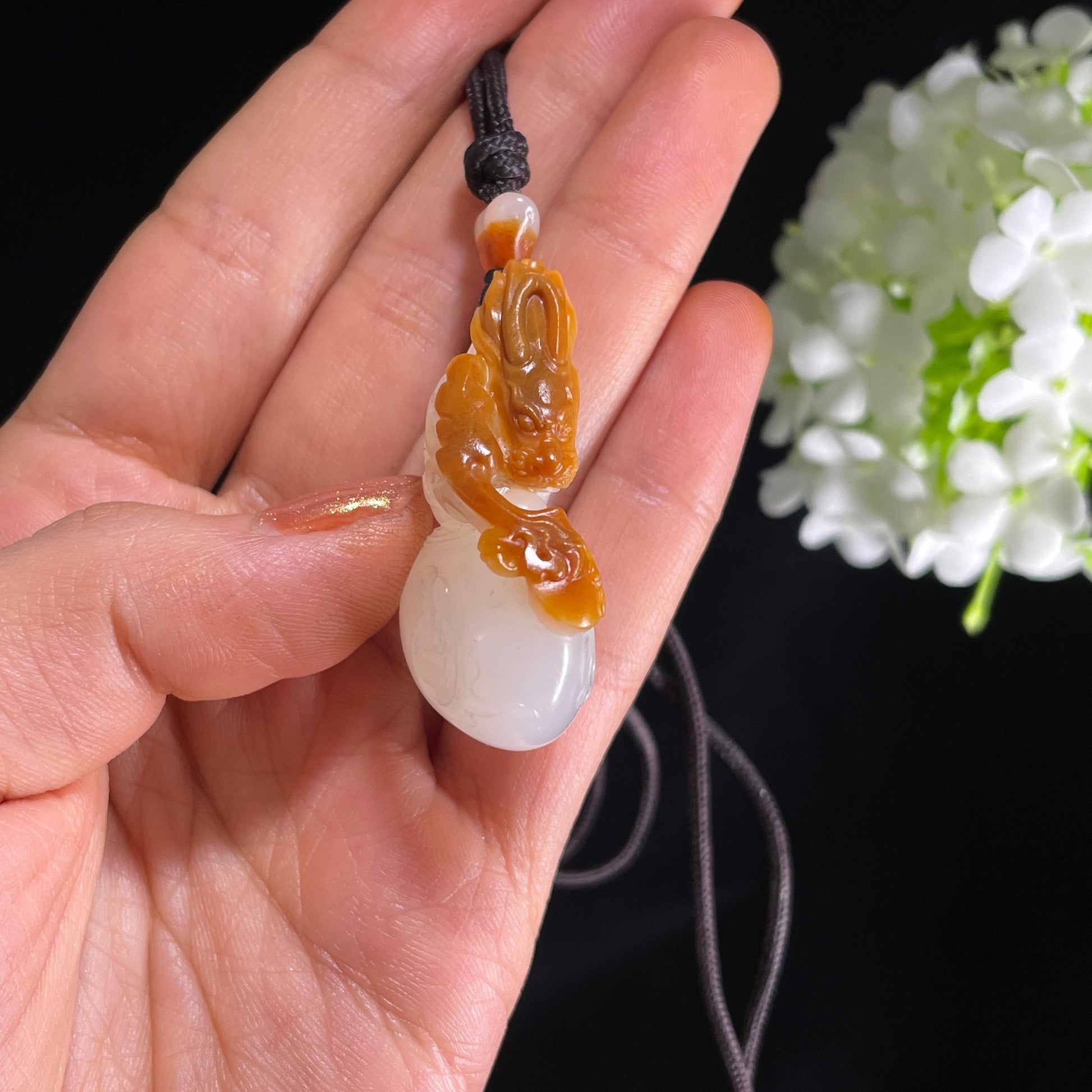 和田玉白玉红皮籽料葫芦（福禄）龙纹挂件（yc384178）