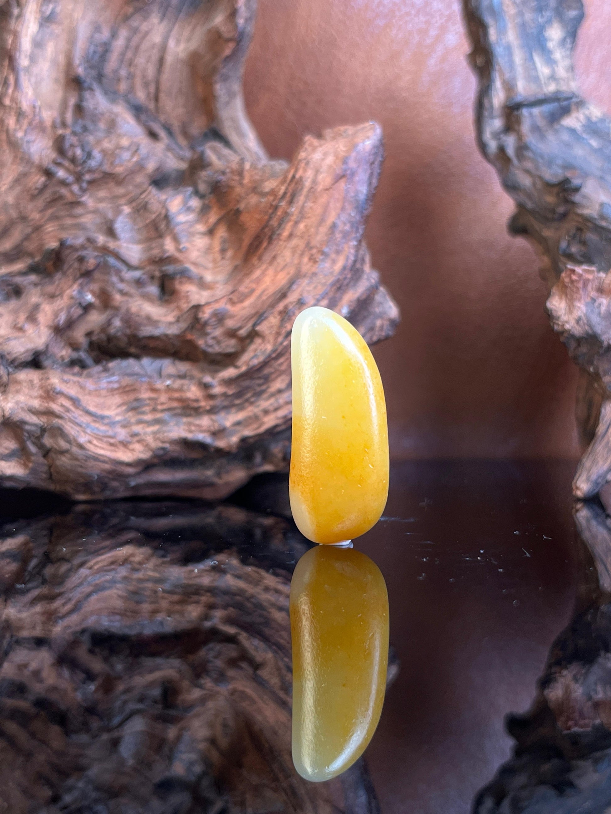 天然黄沁和田玉籽料原石挂件吊坠（yc227917）