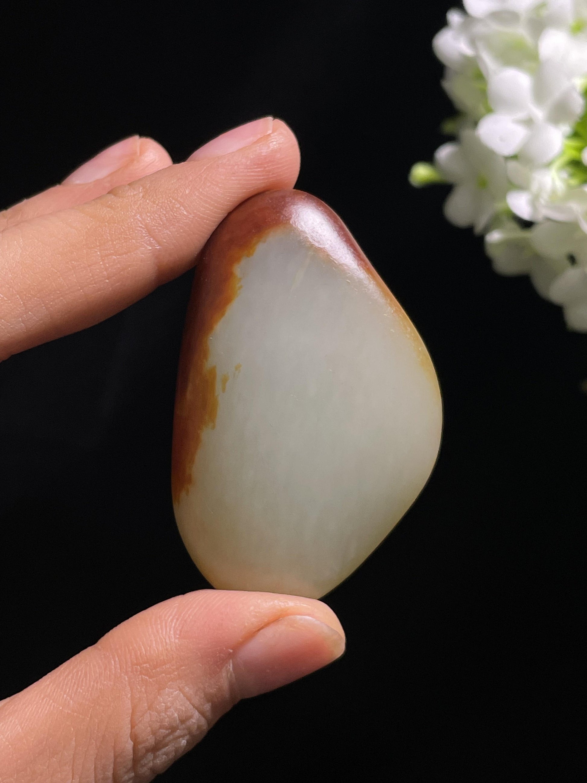 和田玉青白种红皮白肉“头戴皇冠”籽料原石（yc260847）