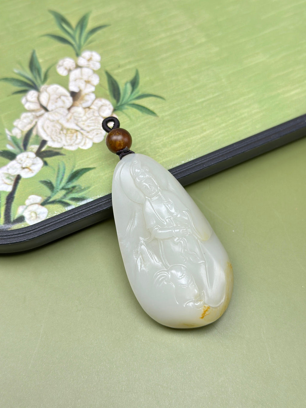 新疆和田玉精品白玉洒金皮籽料普贤菩萨挂件（yc754367）