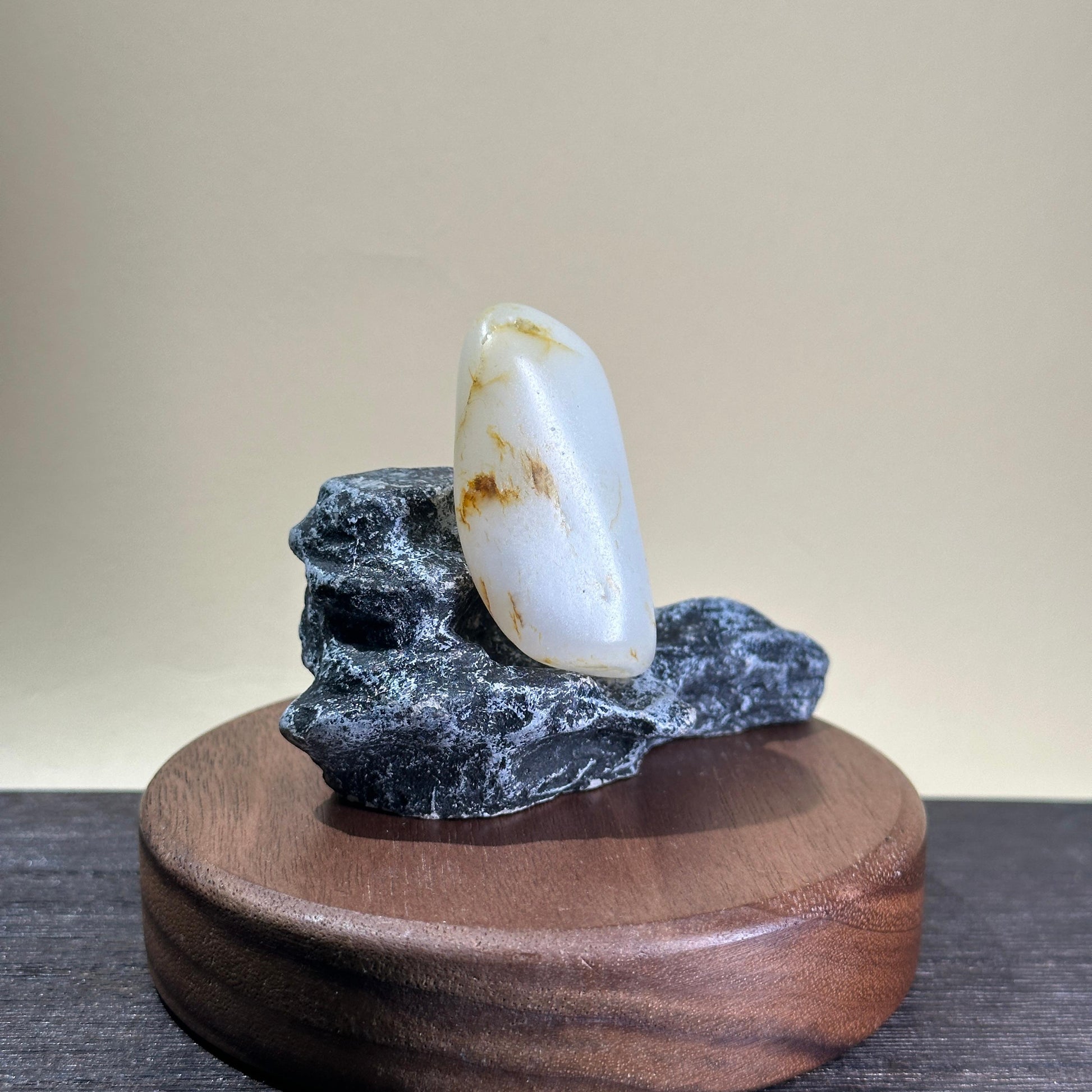 和田玉洒金皮籽料原石（yc207506）