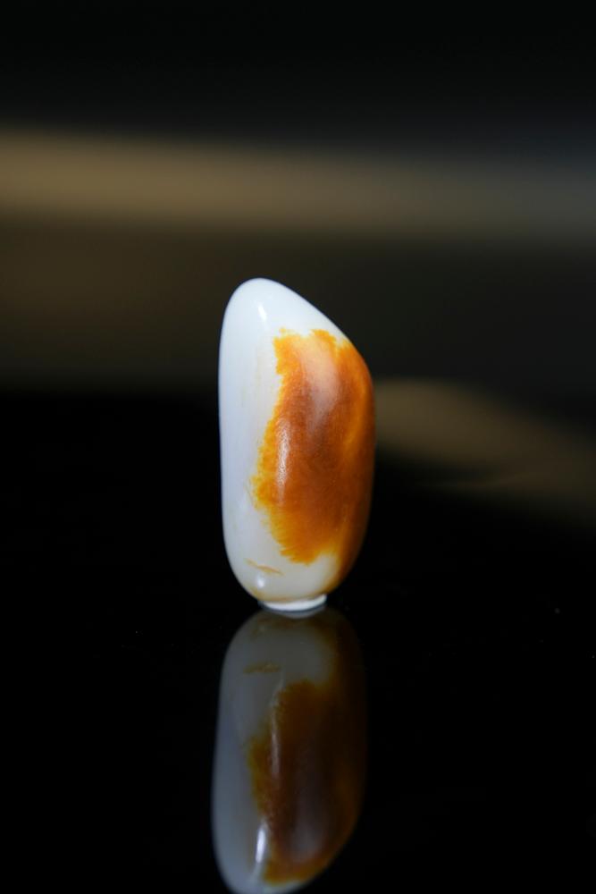 新疆和田玉聚红皮籽料原石（yc251718）