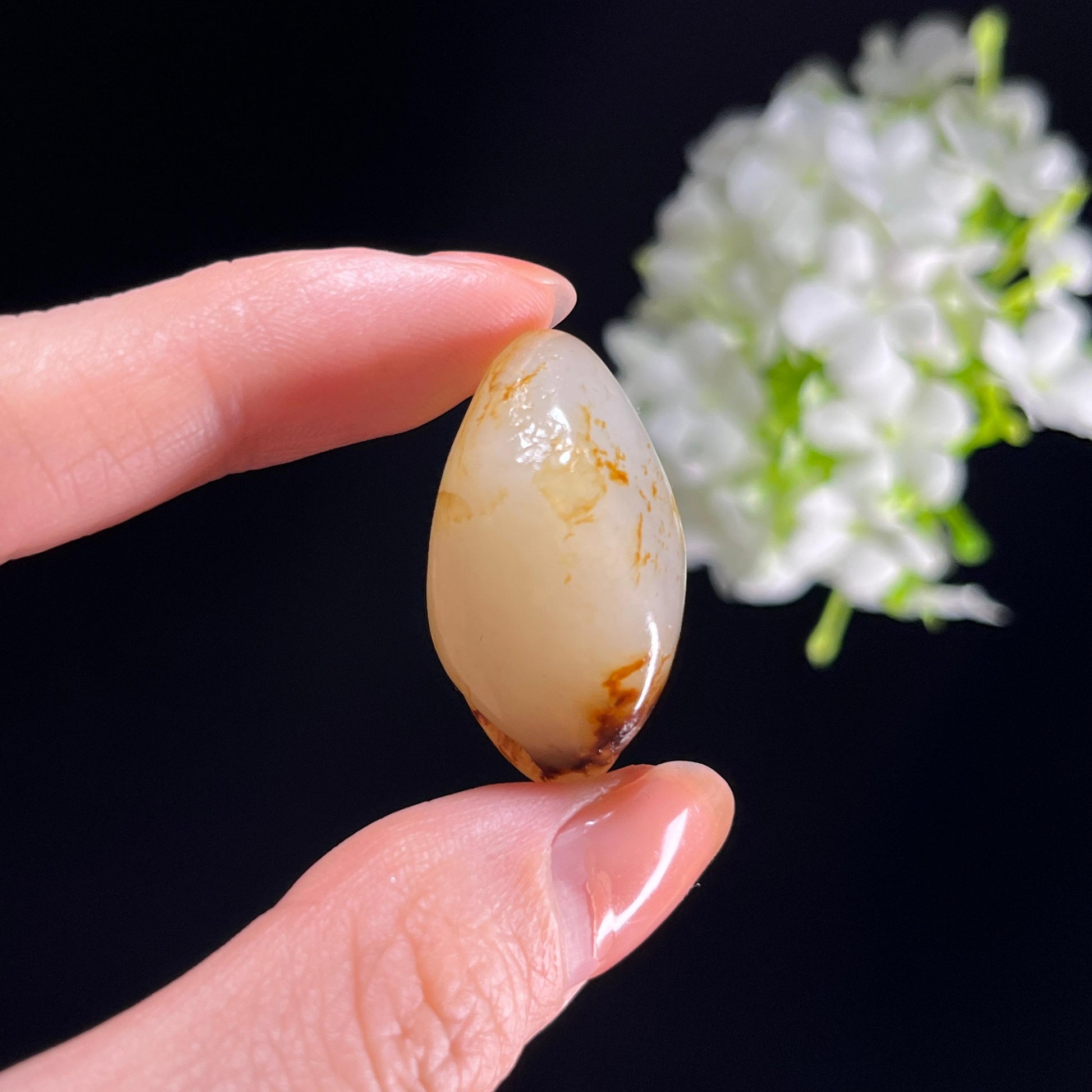 和田玉白玉“星雨洒江”洒红皮籽料（yc350929）