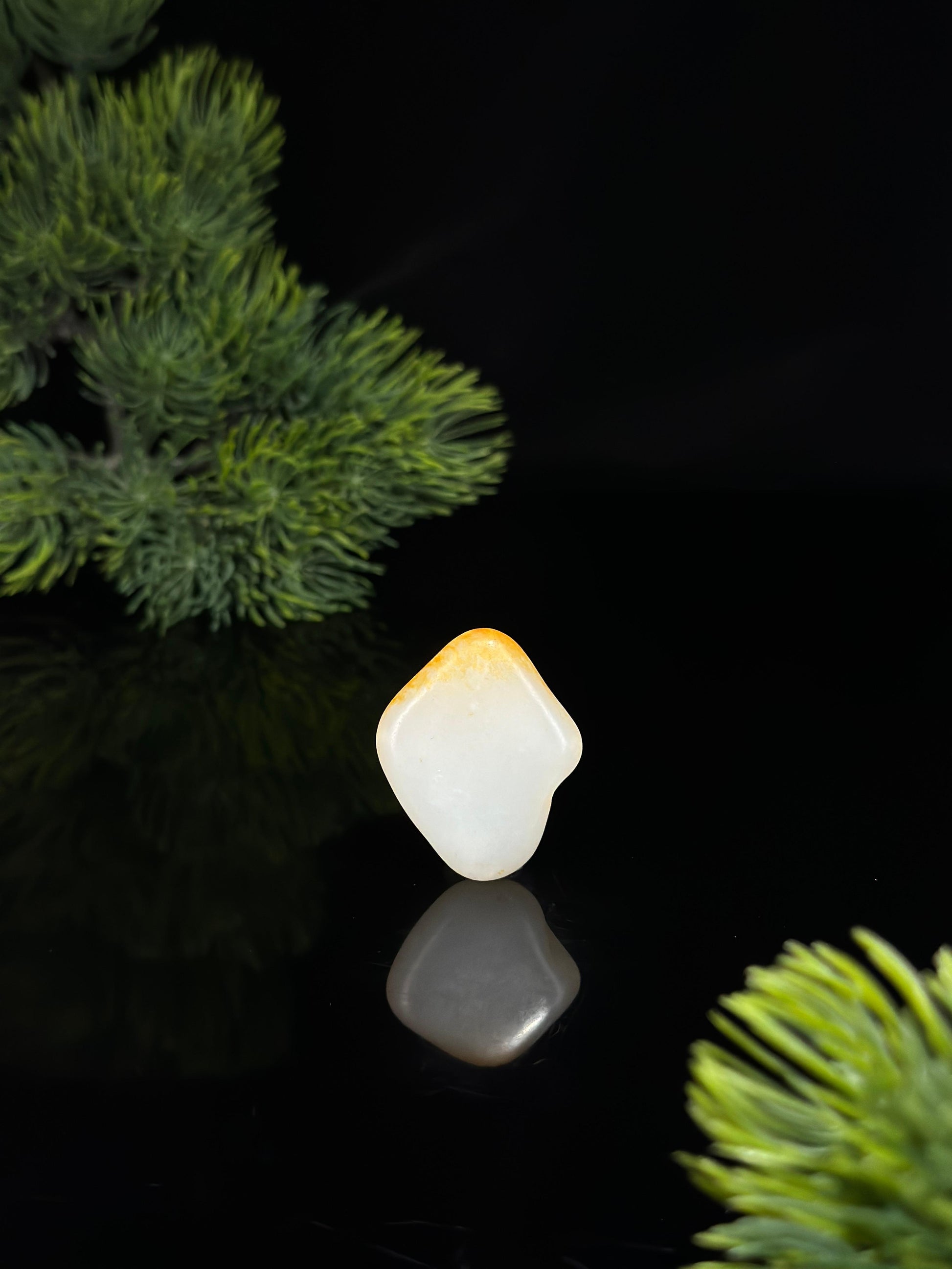 新疆和田玉一级白洒金皮精品挂件籽（yc479267）