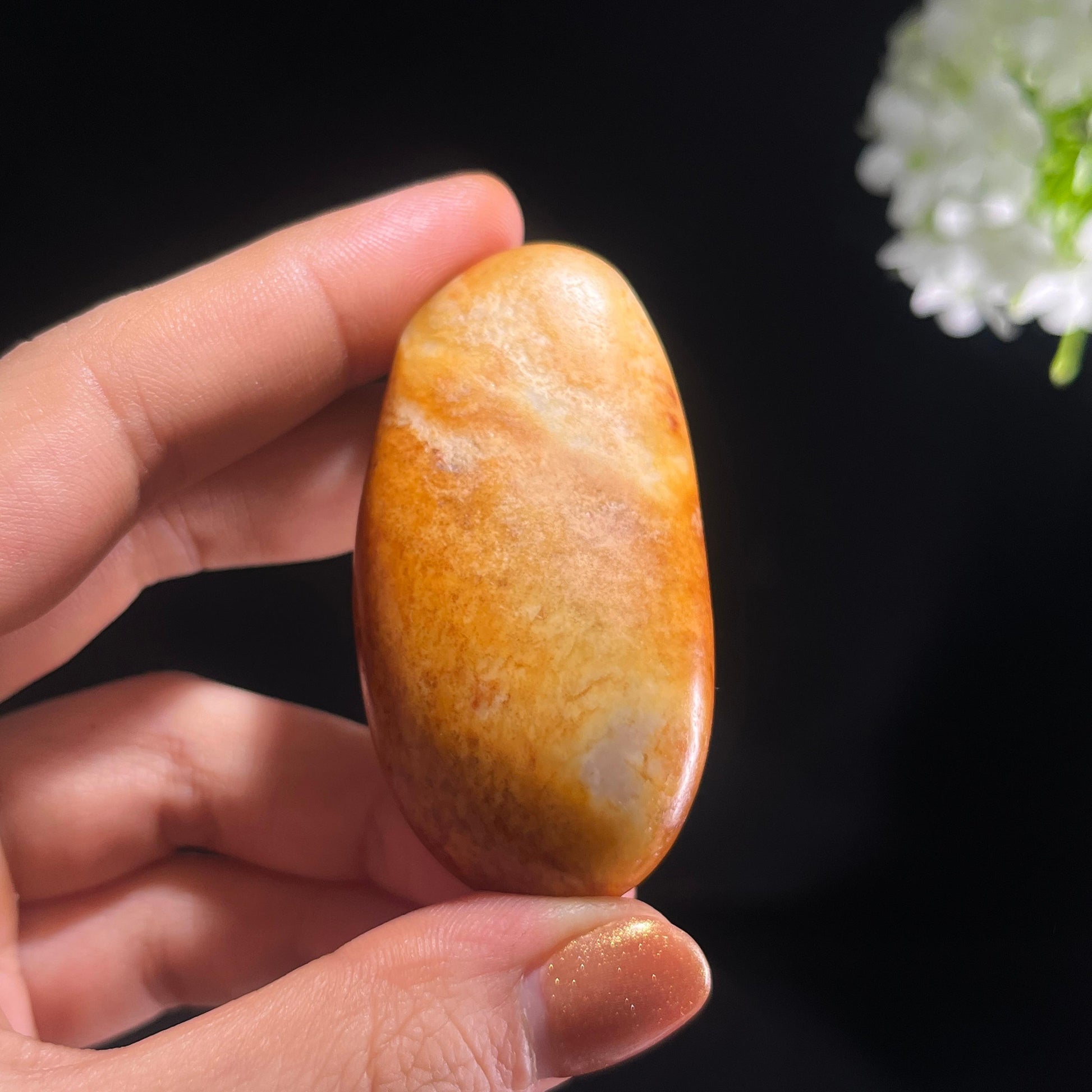 和田玉一级白“枫火围霜”聚红皮籽料（yc387420）