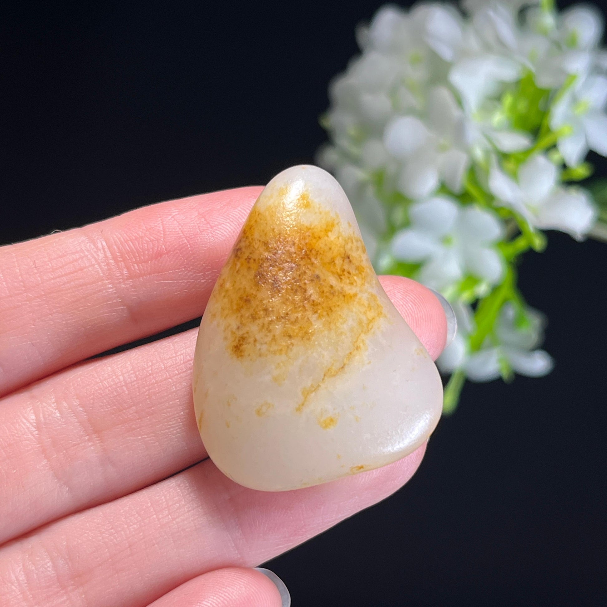 和田玉白玉“金泥落素”聚黄皮籽料（yc337619）