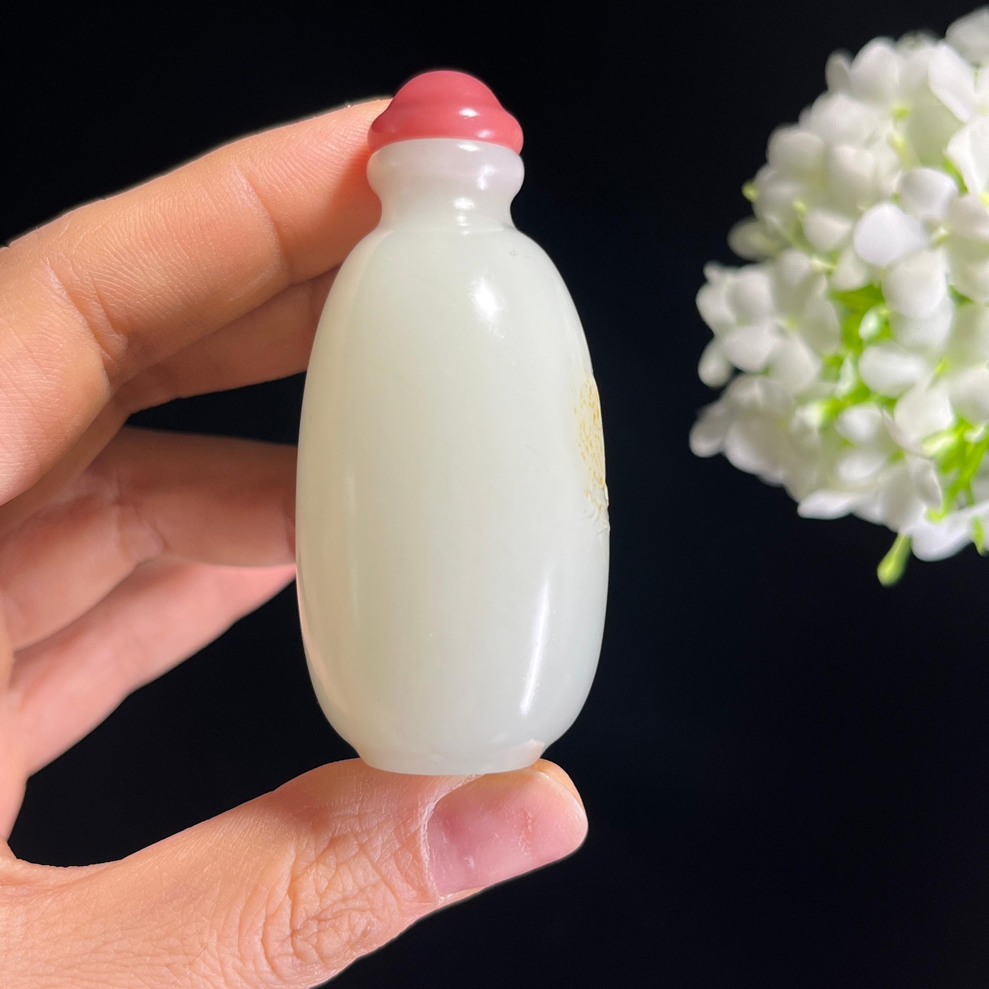 和田玉羊脂白玉洒金皮籽料烟壶（yc337080）