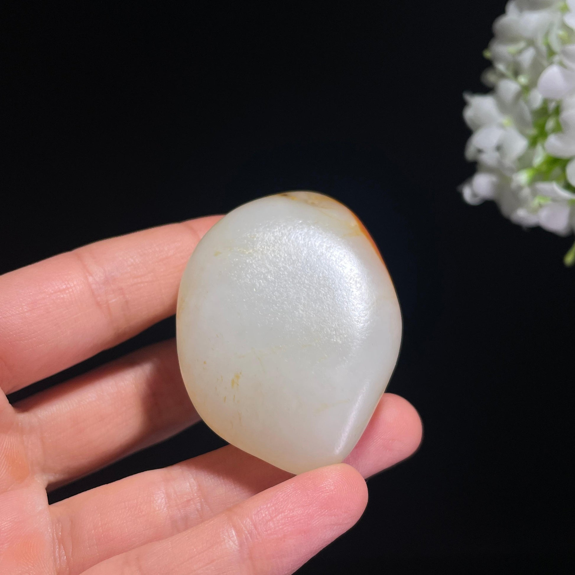 和田玉白玉“红冠素羽”洒金聚红皮籽料（yc344431）