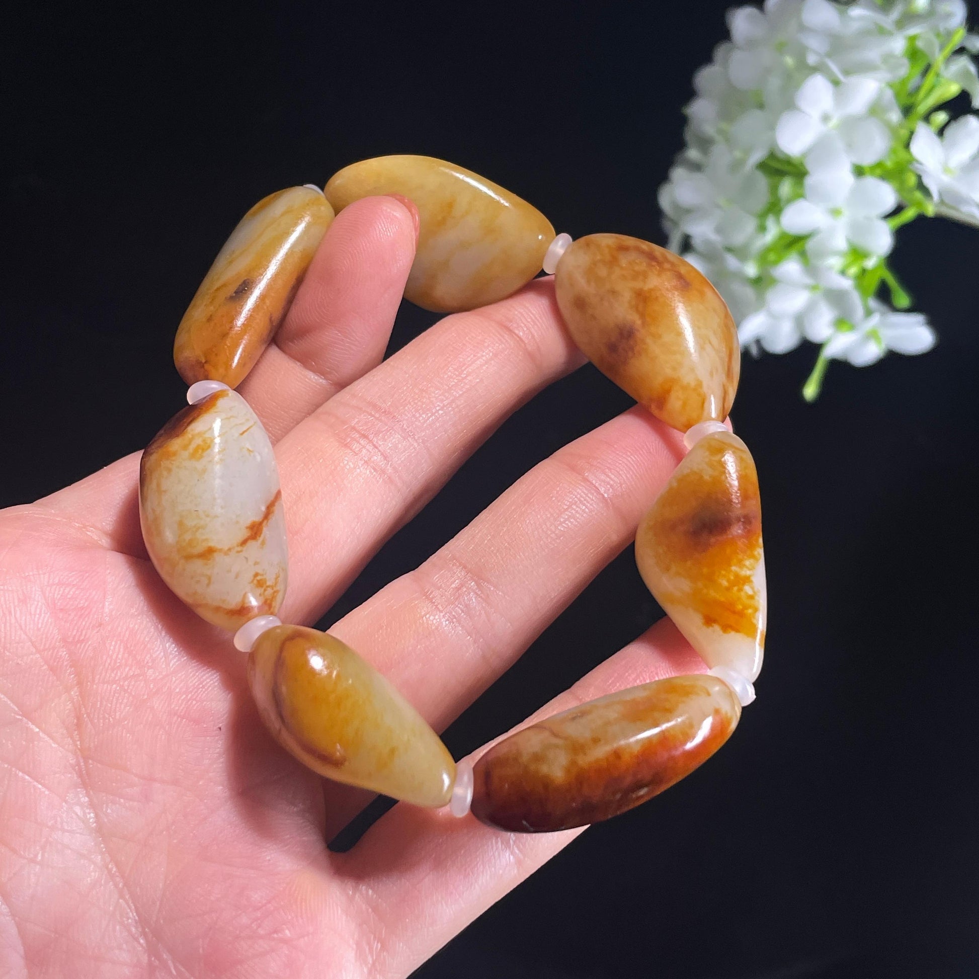 新疆天然和田玉聚红皮洒金籽料手串（yc401346）