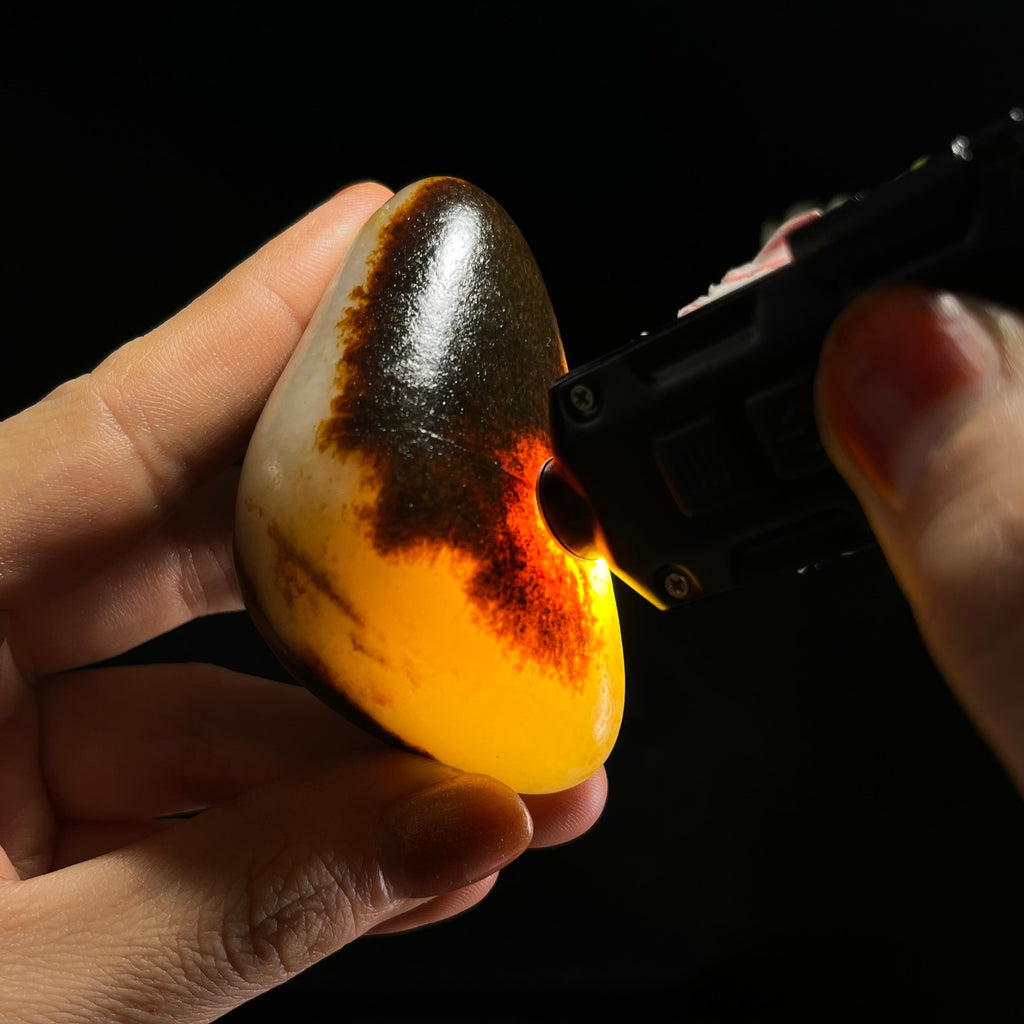 和田玉白玉“红霞裁雪”双面聚红皮籽料（yc384173）