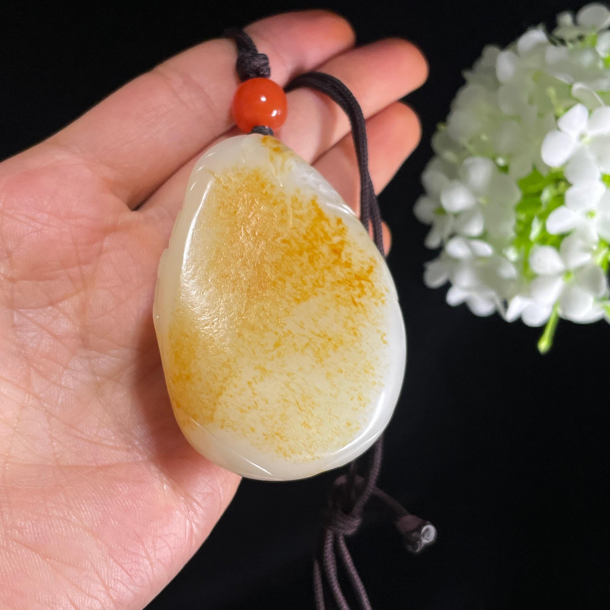 和田玉白玉洒金皮籽料观音挂件（yc384216）