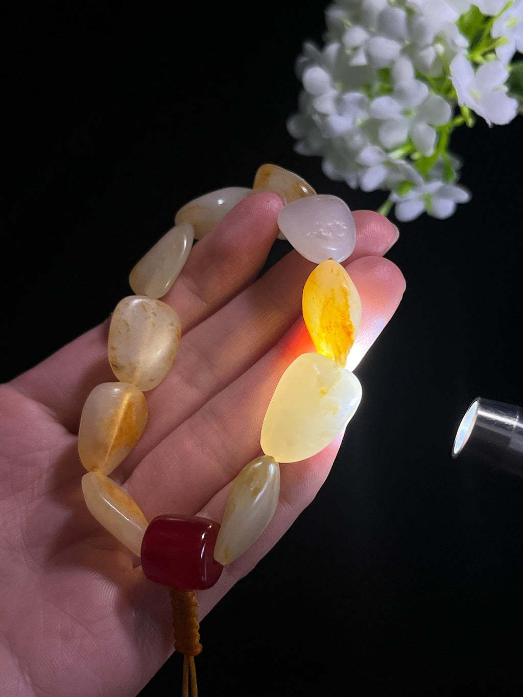 新疆天然和田玉籽料原石洒金皮手串（yc269693）