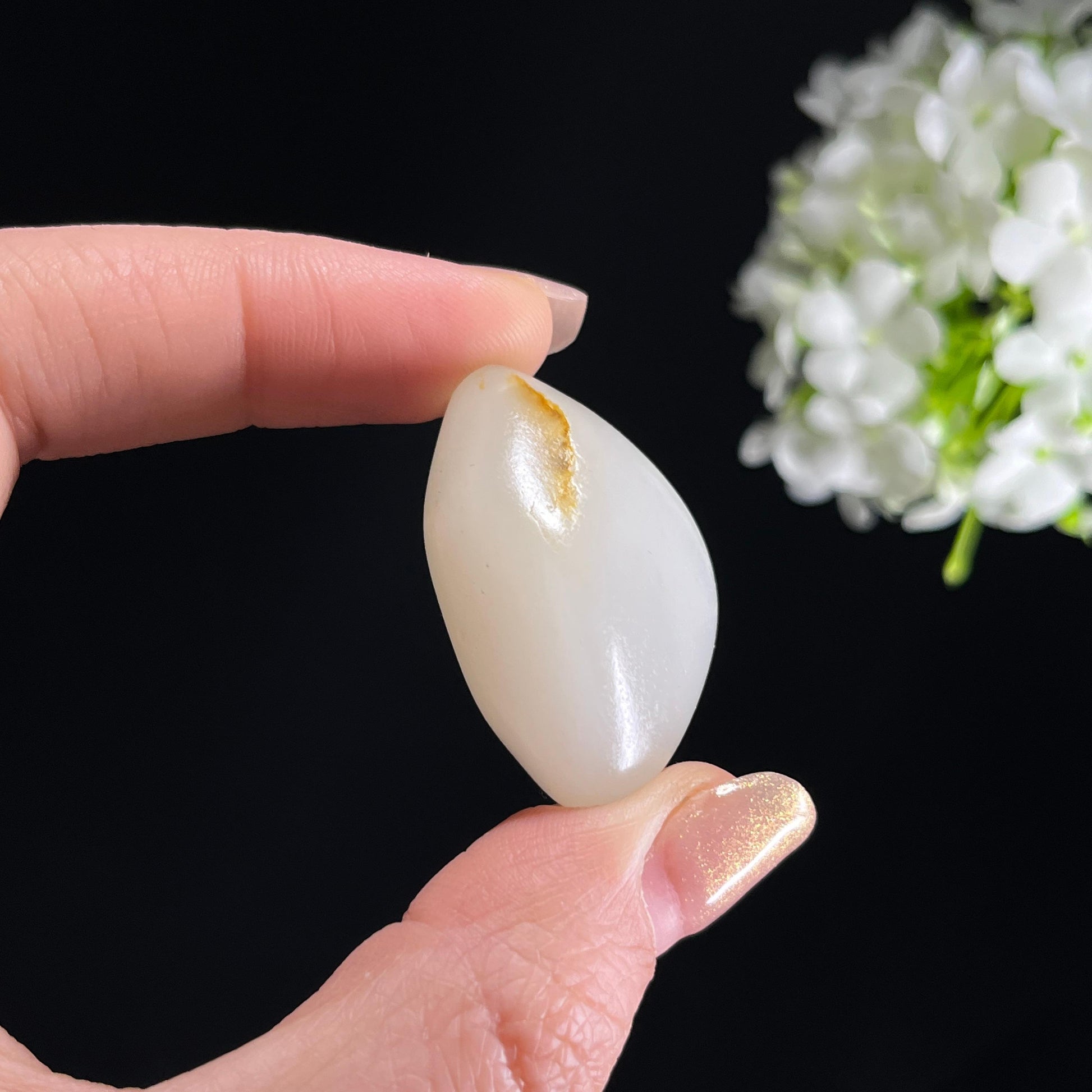 和田玉白玉“雪底藏金”洒金皮籽料（yc353539）