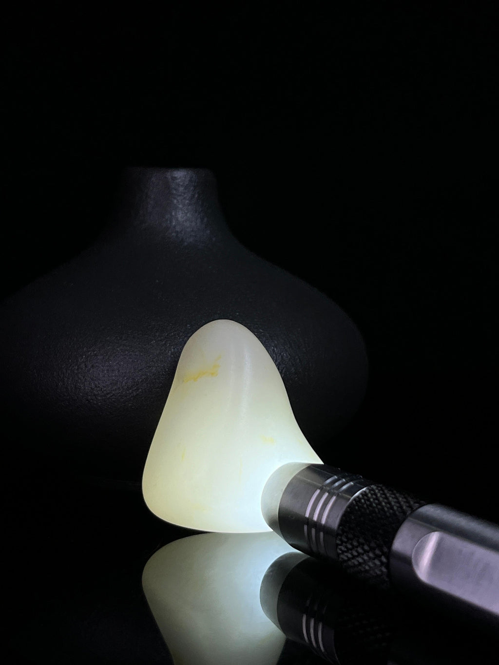 新疆和田白玉洒金皮挂件籽料原石（yc231653）