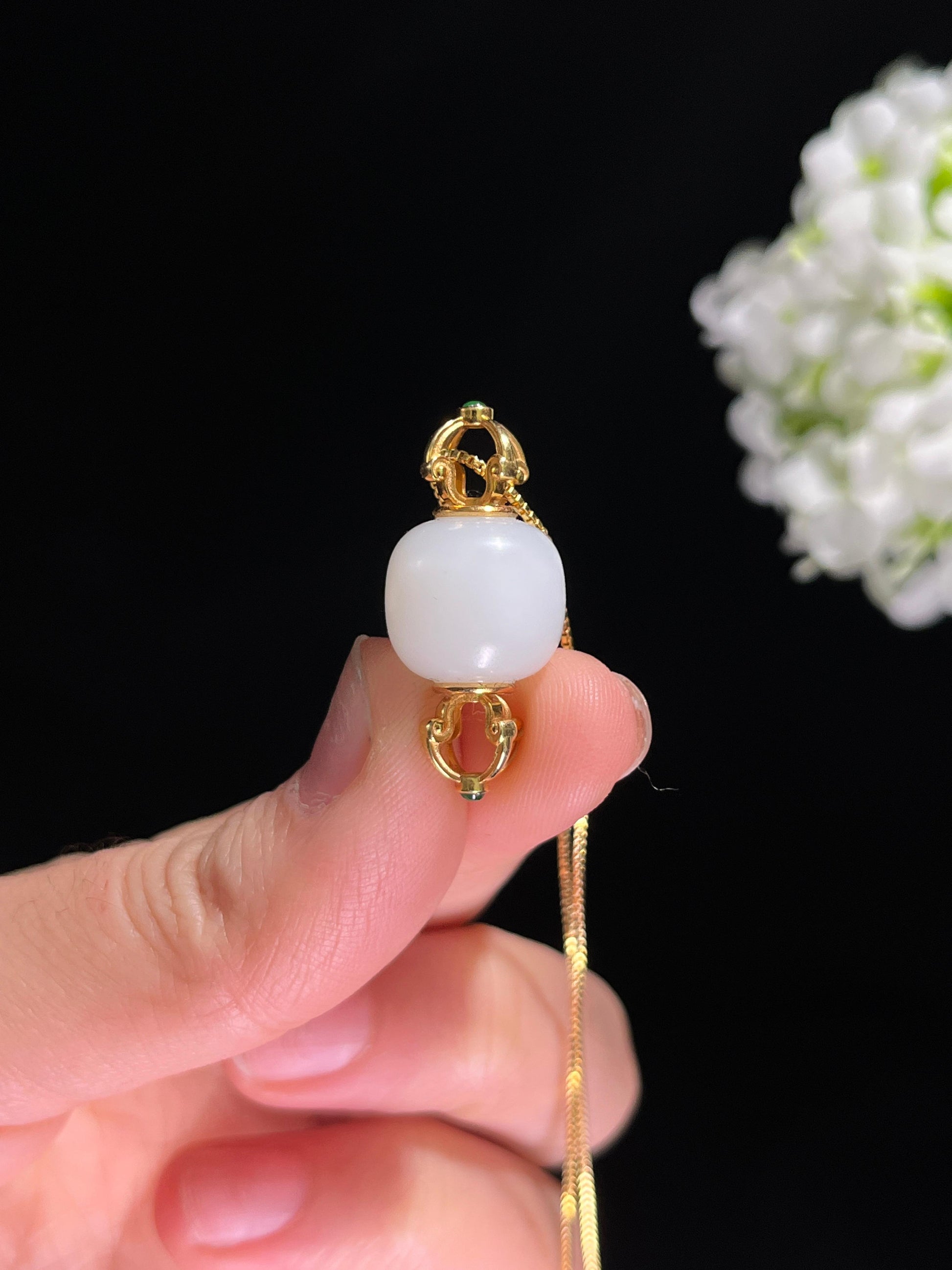 新疆天然和田玉羊脂白玉18k金镶吊坠（yc260373）
