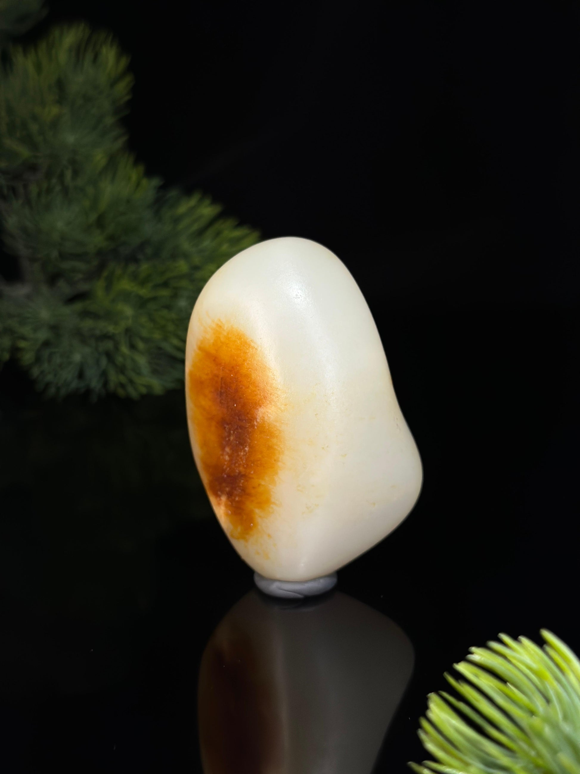 新疆和田玉白玉聚红品珍品籽料手把件（yc479198）