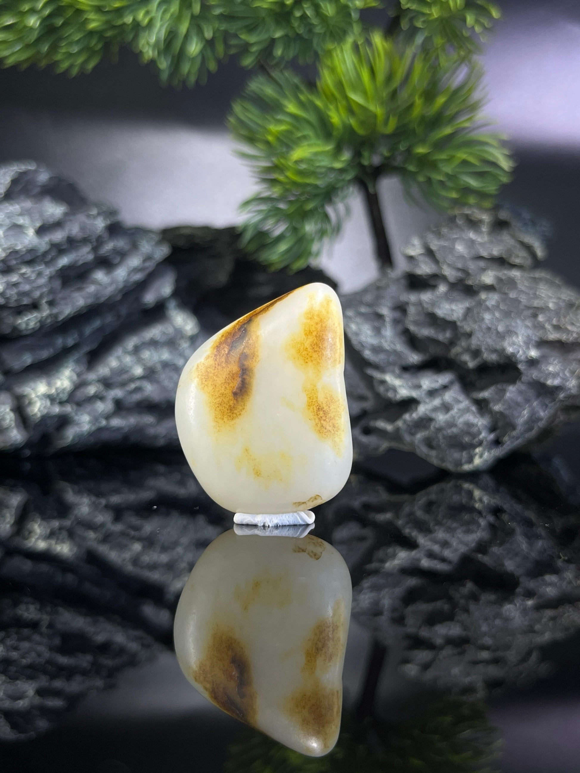 和田玉洒金皮籽料原石（yc212494）