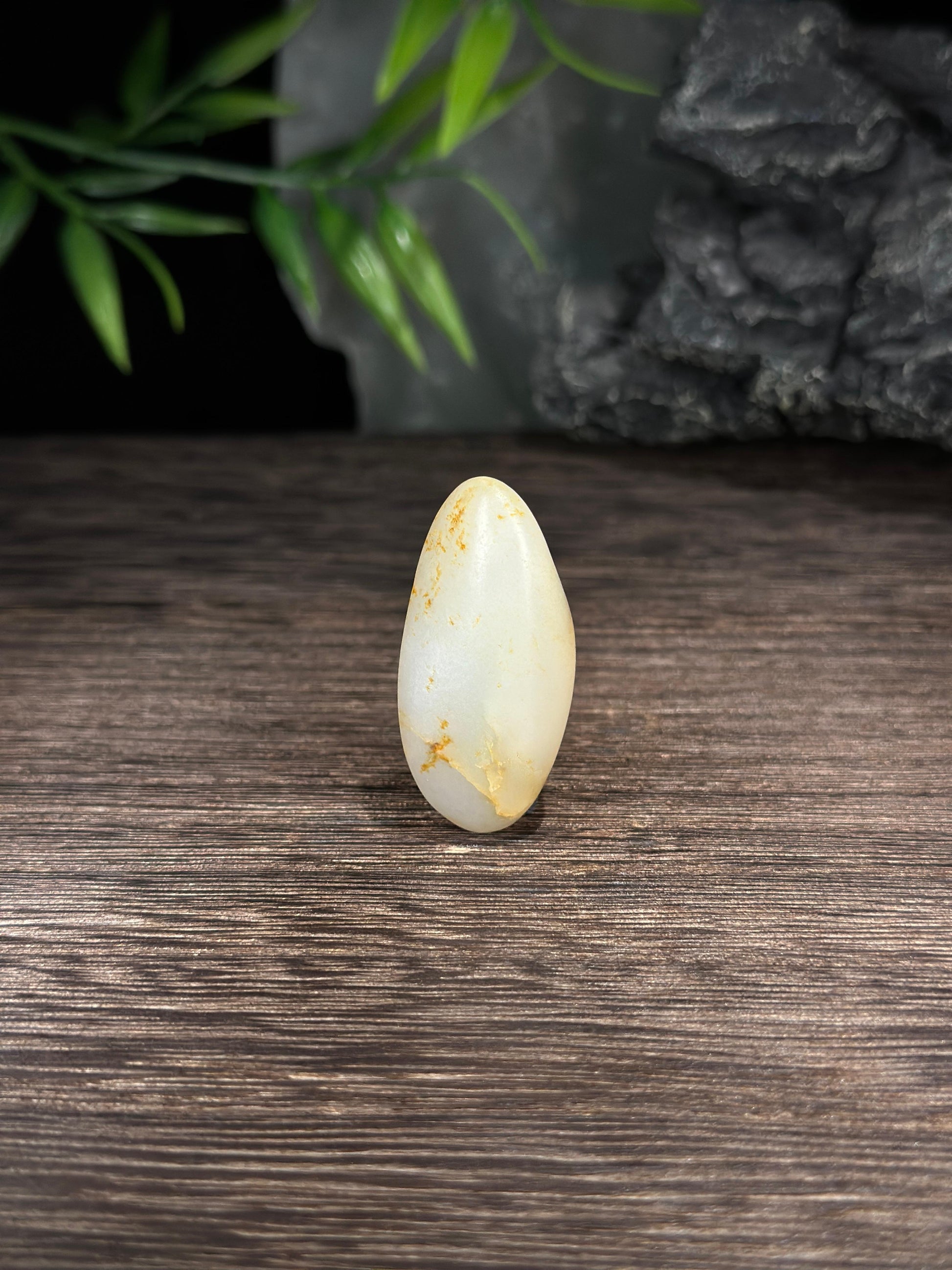 新疆和田玉白玉洒金皮籽料挂件（yc715791）