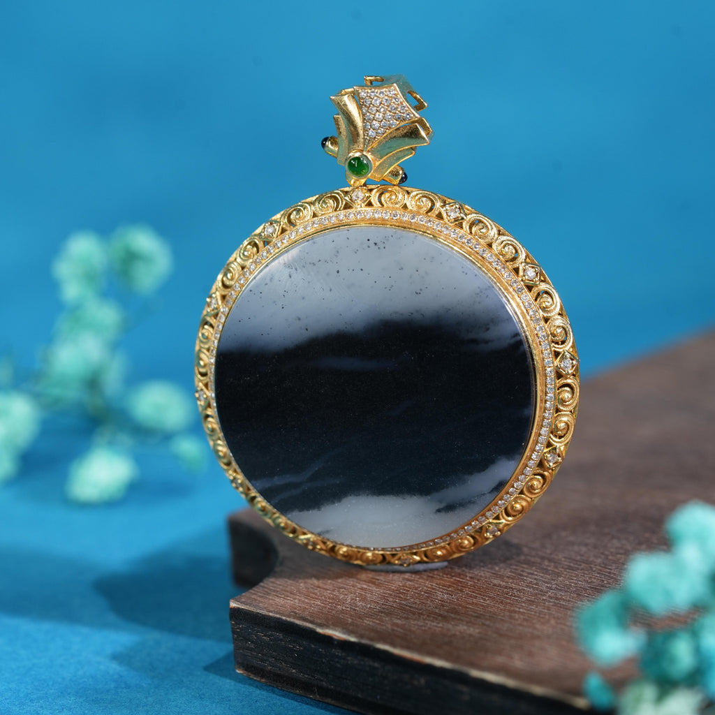 珍品18K 金镶和田玉青花籽料平安无事牌（yc773636）
