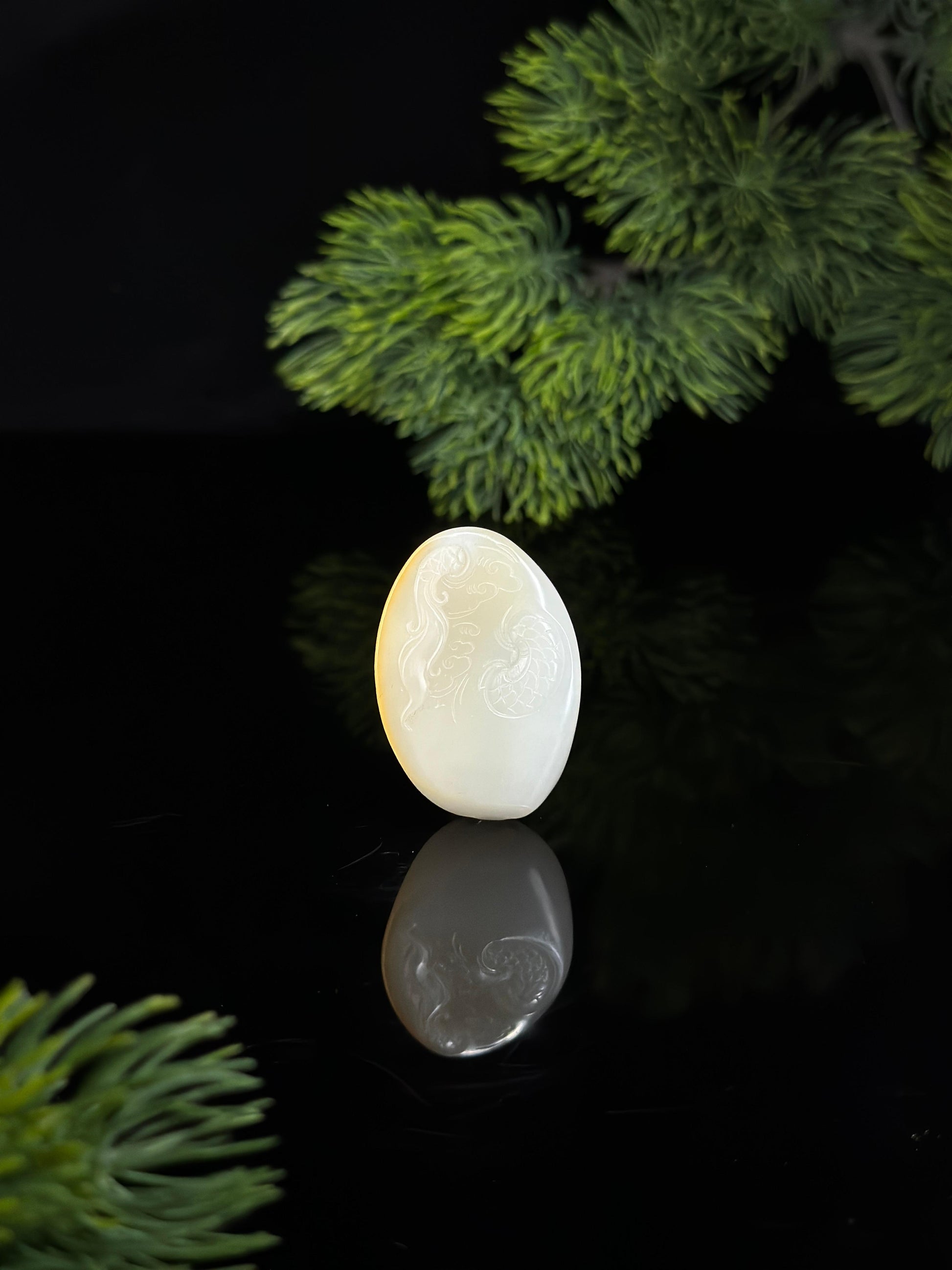 日常，新疆和田玉白玉洒金皮籽料龙挂件（yc492031）