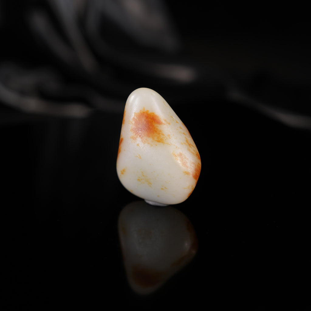 新疆和田玉“锦麓藏霞”白玉聚红皮籽料（yc450807）