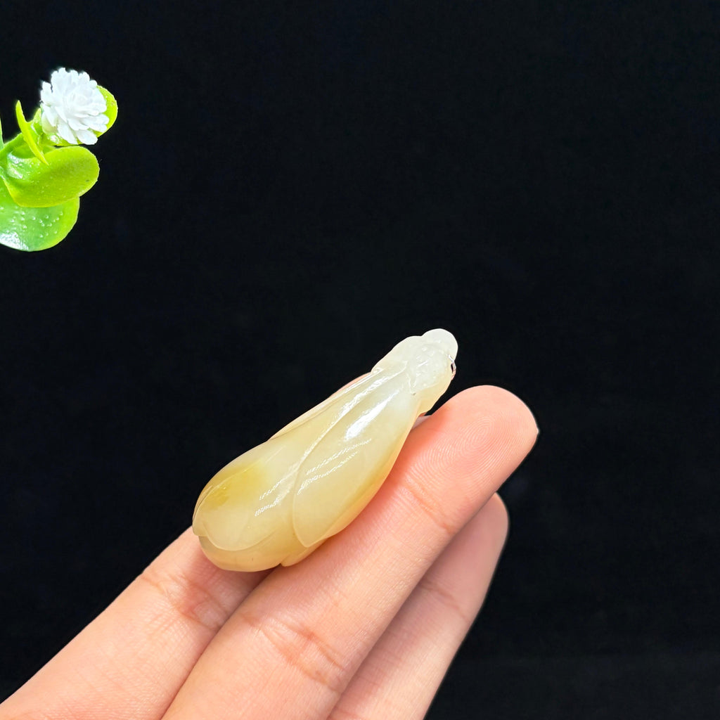 新疆糖白玉玉兰花挂件（yc773841）