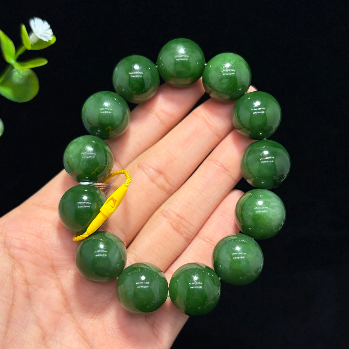 精品和田碧玉菠菜绿手串（yc780165）