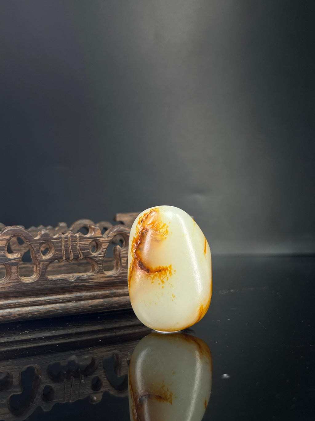 新疆和田白玉洒金皮籽料原石（yc240468）