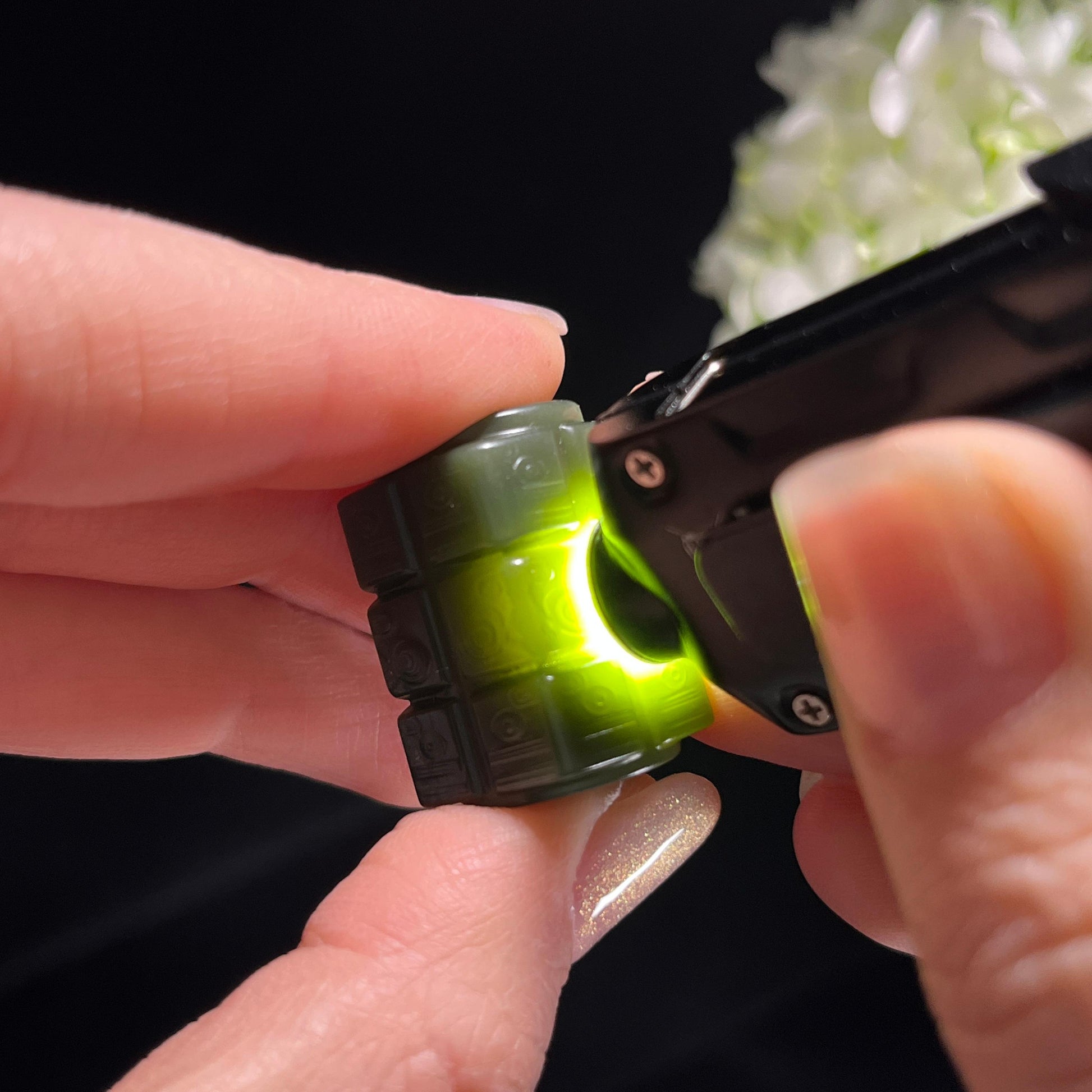 新疆天然和田玉沙枣青玉琮雕刻挂件（yc353813）