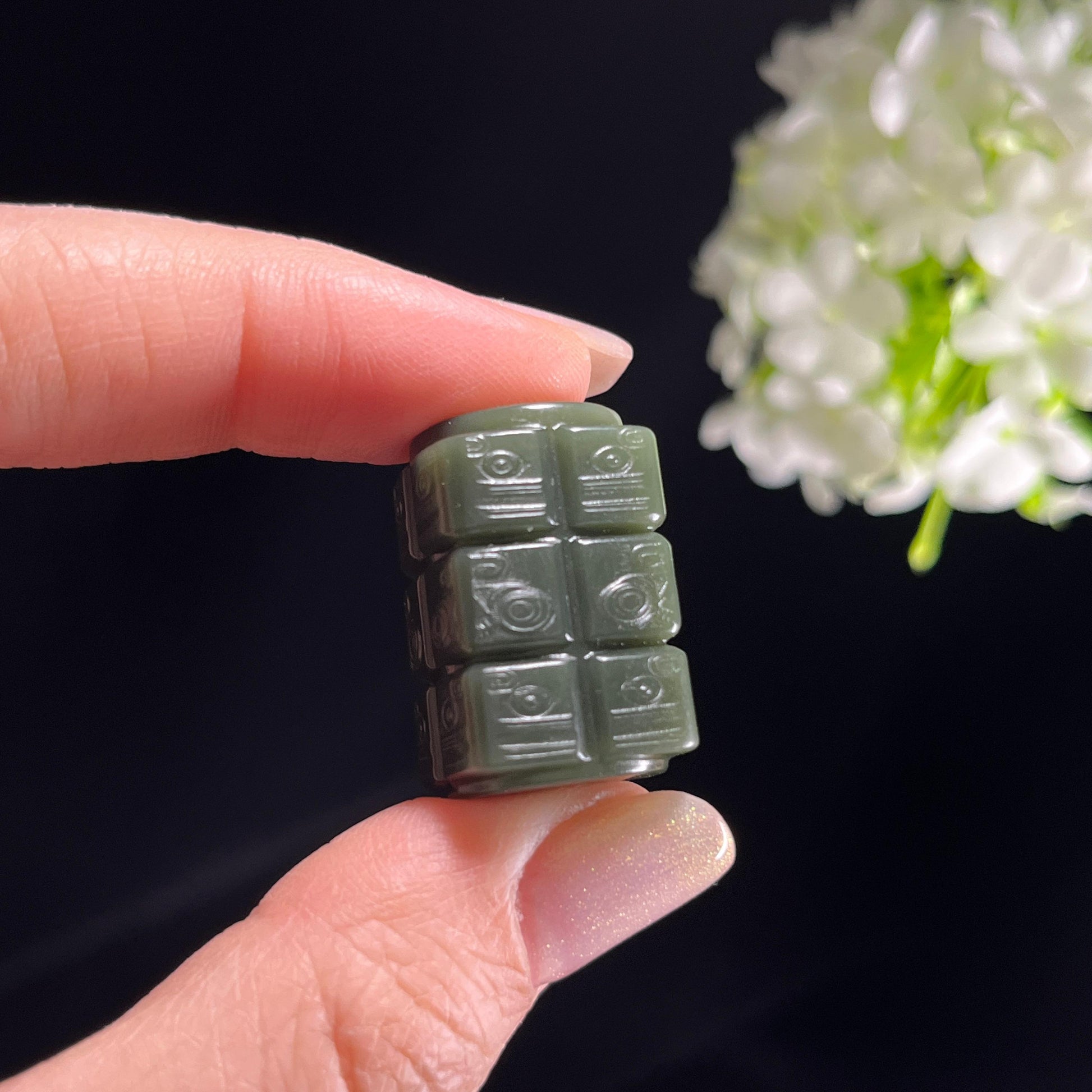 新疆天然和田玉沙枣青玉琮雕刻挂件（yc353813）