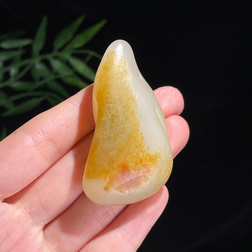 新疆和田玉精品白玉聚黄皮籽料挂件（yc723165）