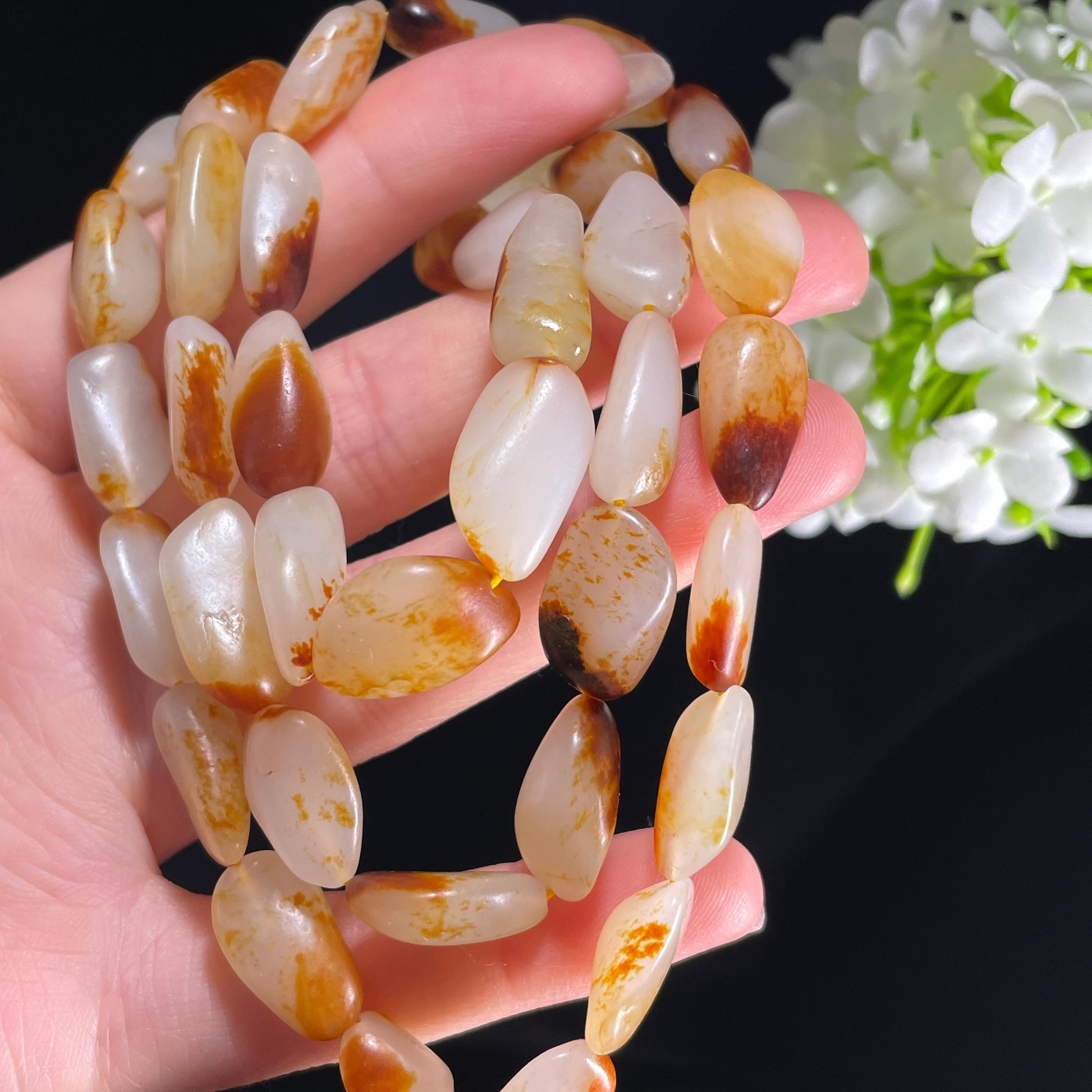 新疆天然和田玉红皮白肉精品原籽手串（42颗）（yc393149）