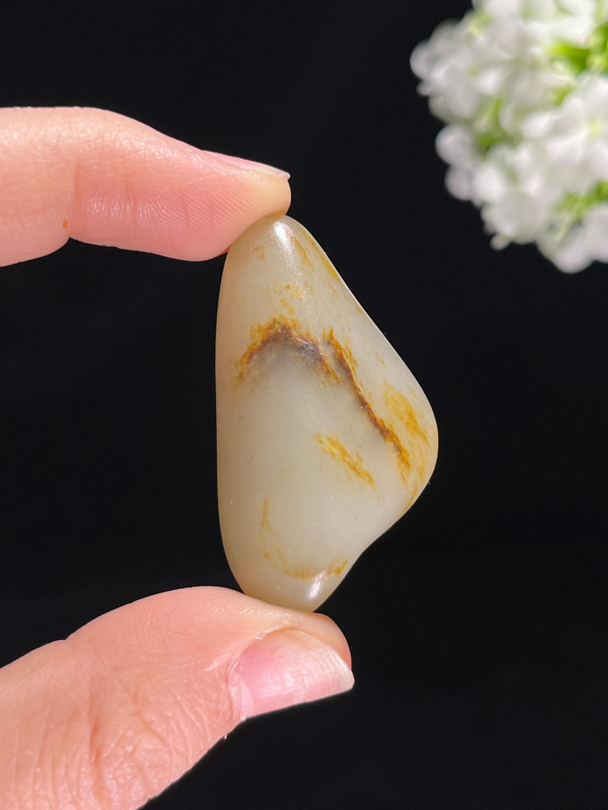 新疆和田玉聚红皮籽料原石（yc255413）