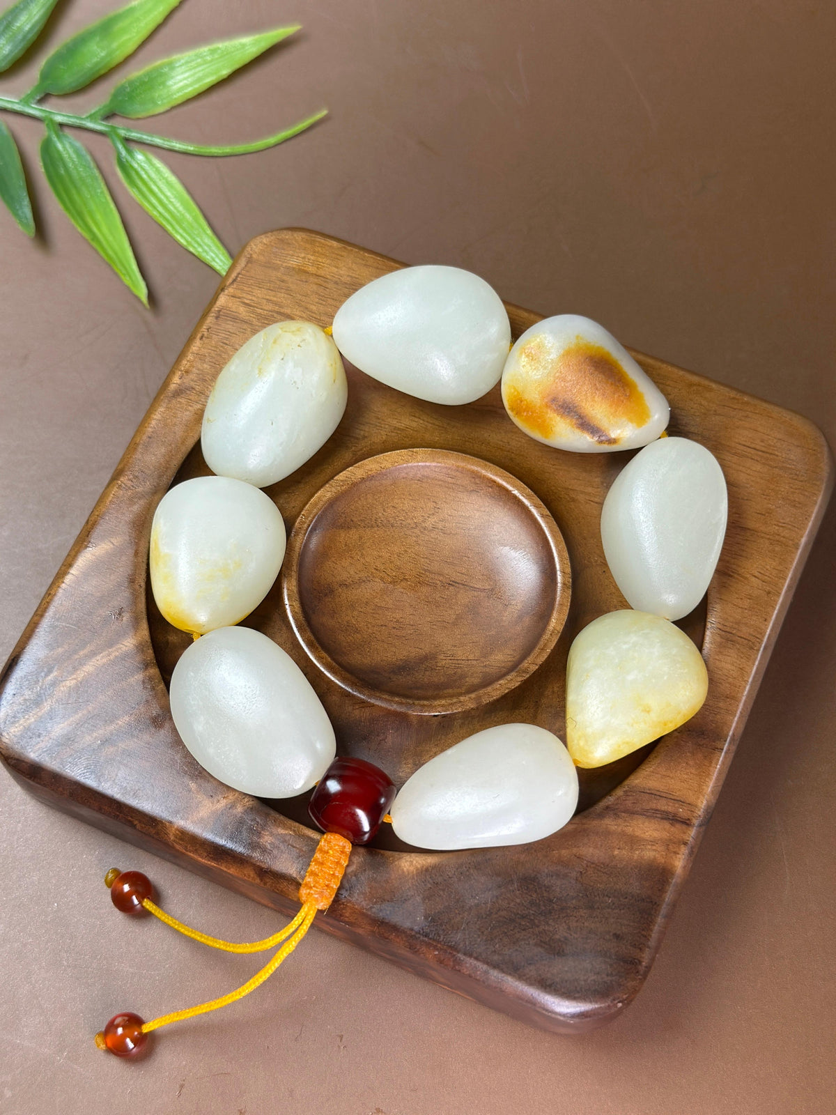 新疆和田玉白玉洒金皮籽料原籽手串（8颗）（yc783770）