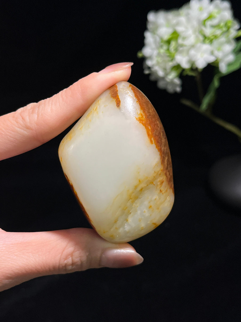 新疆和田玉收藏级天地聚红皮籽料原石（yc253579）