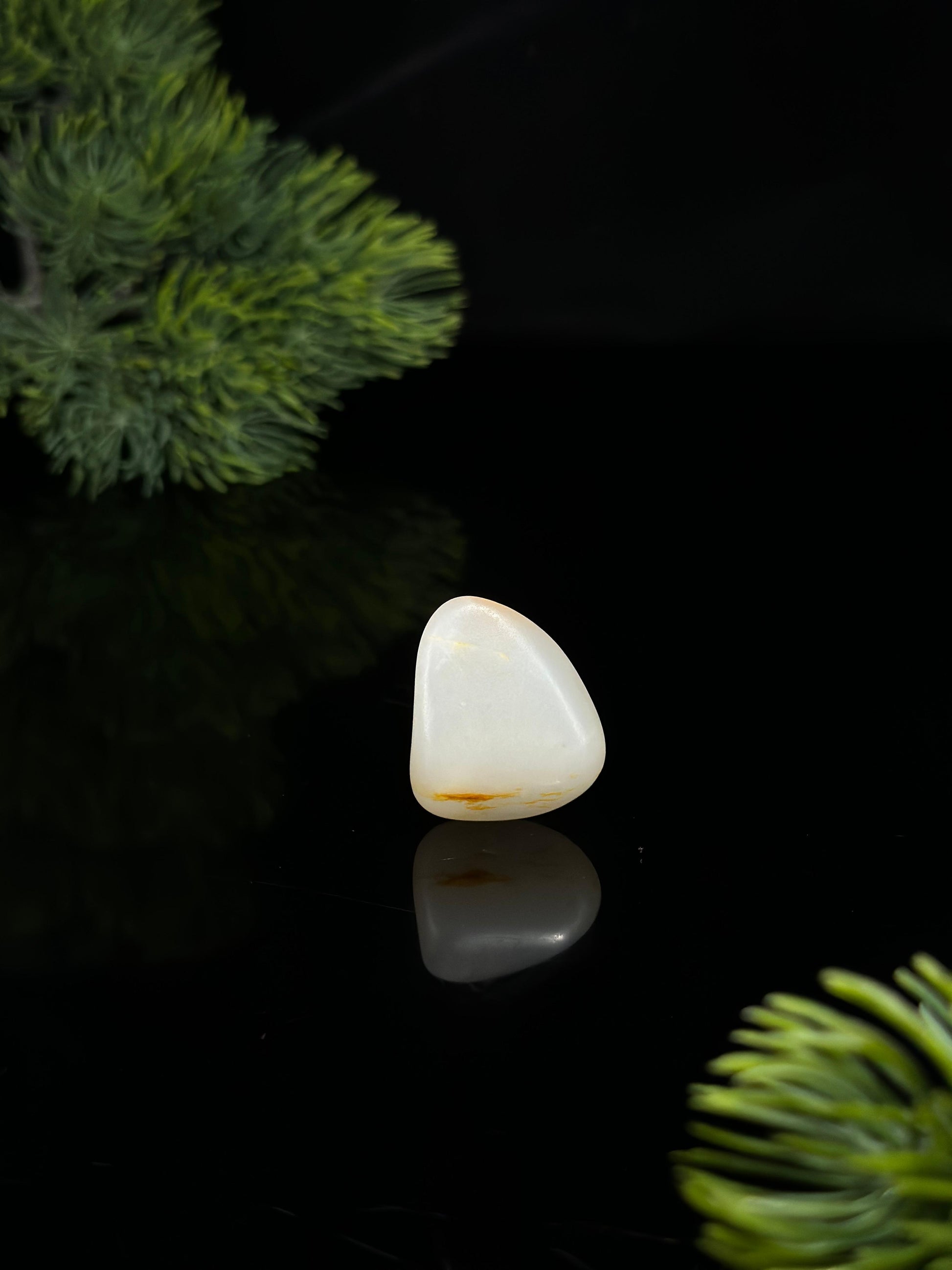 新疆和田玉一级白聚红皮珍品挂件籽（yc478664）