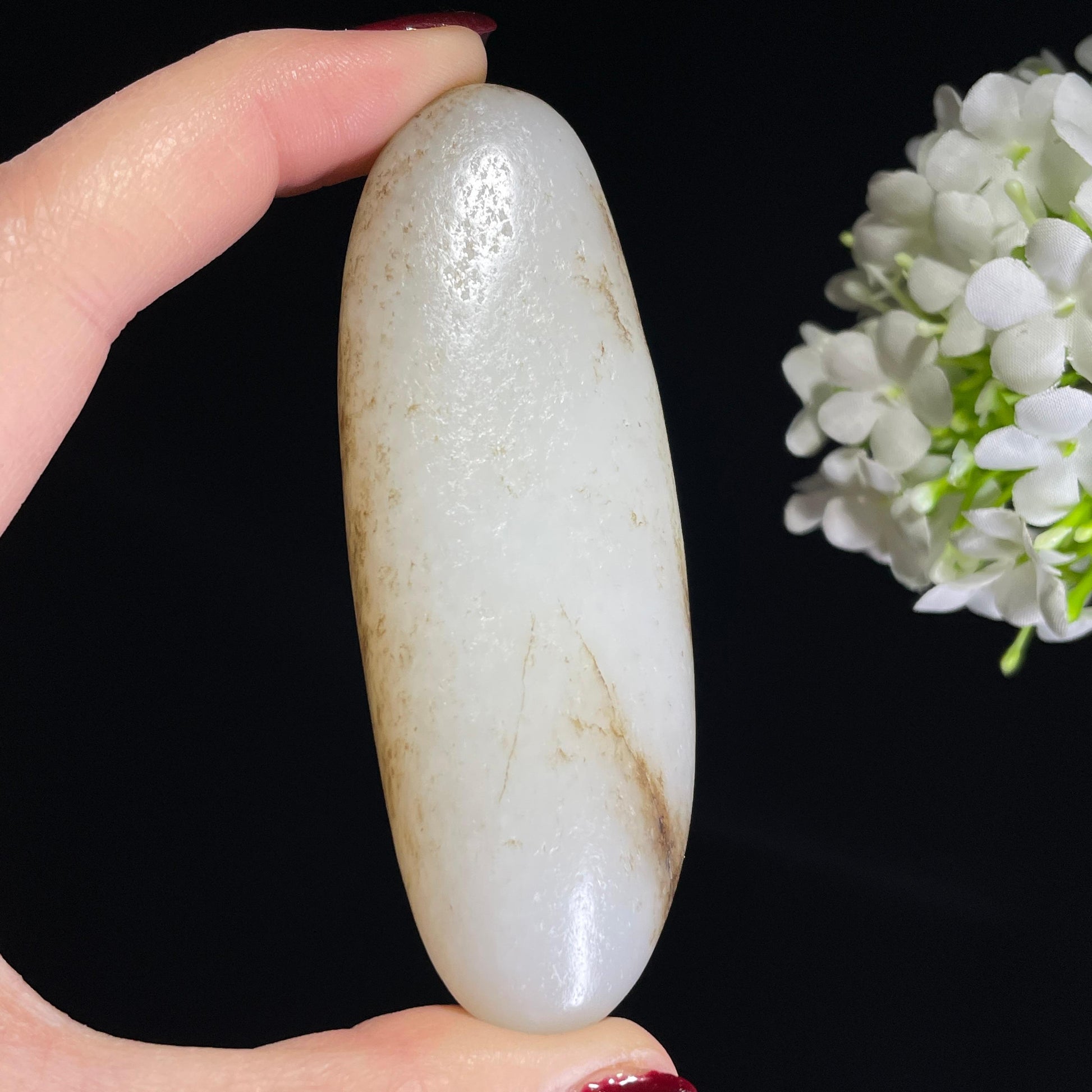 和田玉一级白“雪笺墨痕”秋梨皮籽料（yc335581）