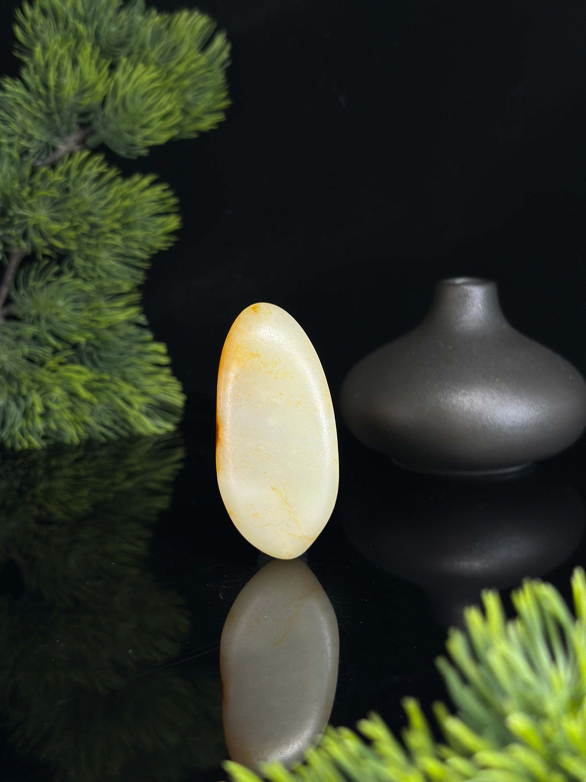 新疆和田玉白玉黑红皮臻品挂件手把两用籽（yc470905）