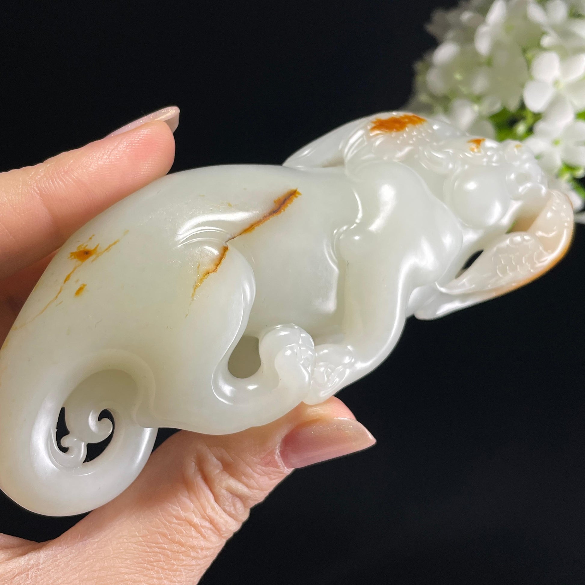 和田玉白玉红皮“玉貅奔喜”貔貅雕刻（yc355940）