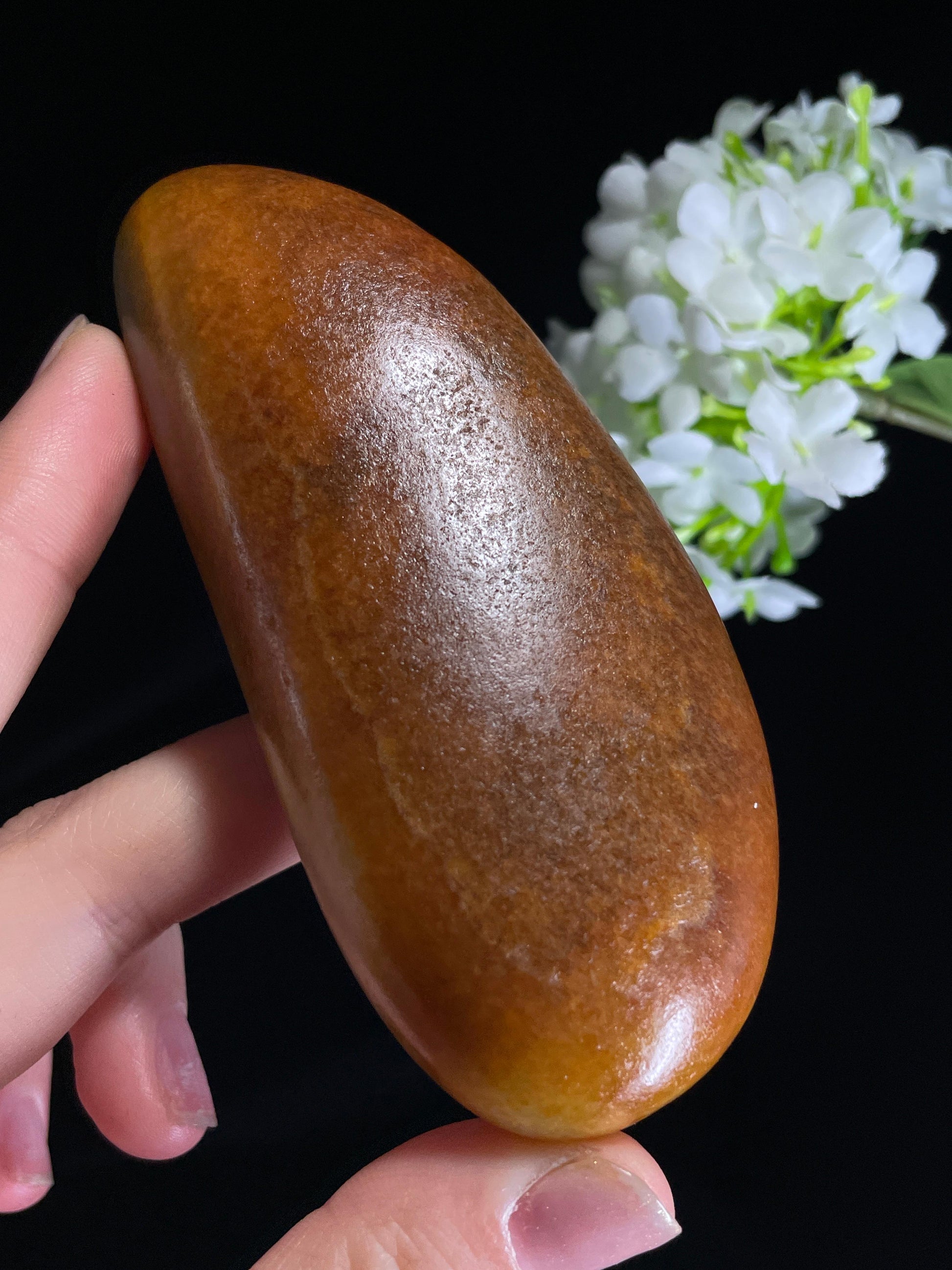 新疆天然和田玉籽料原石洒黄皮手把件（yc272427）