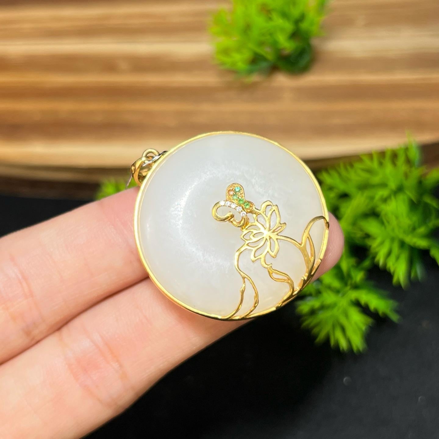 和田玉18K金镶平安扣（yc681876）