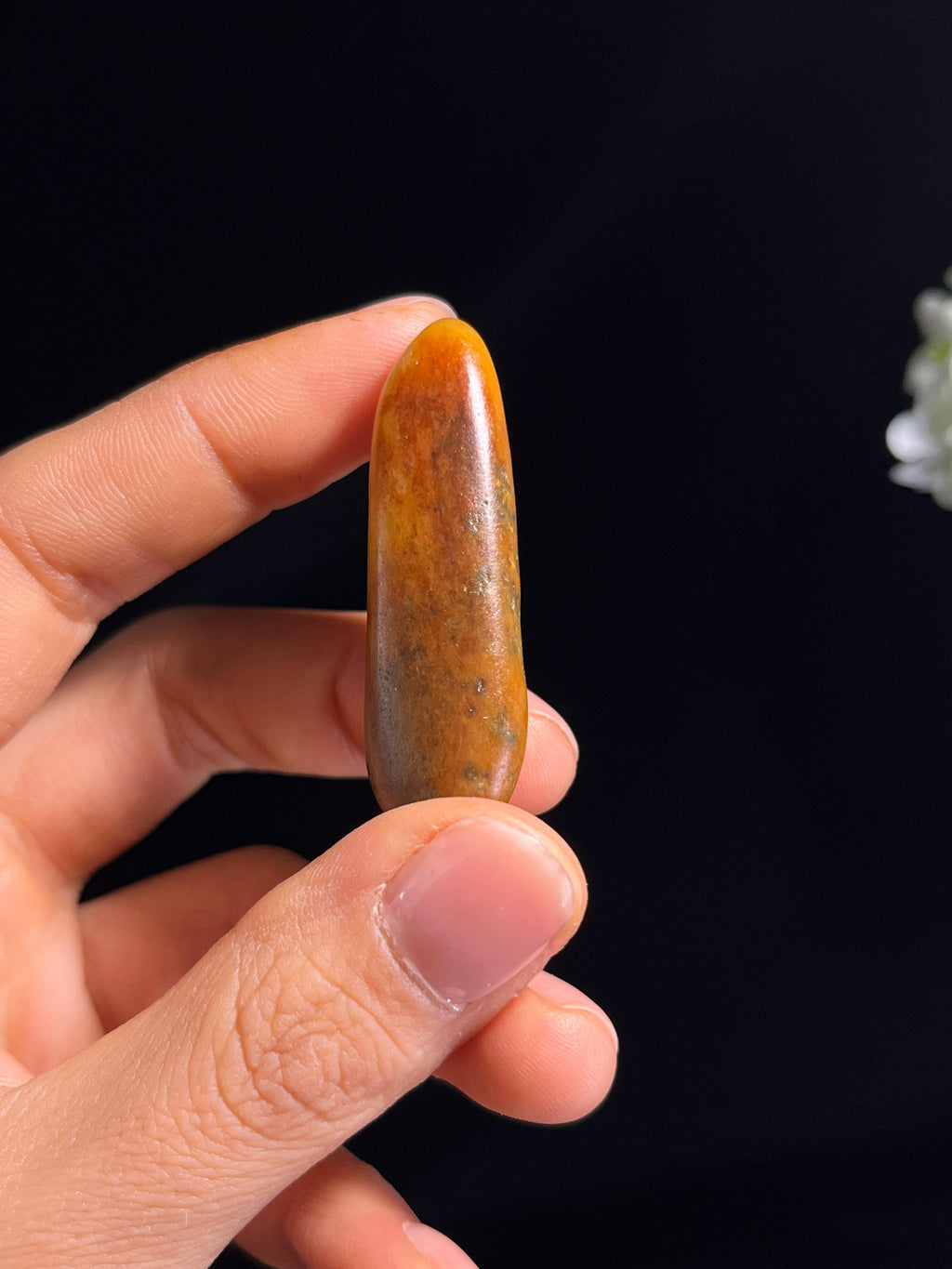 新疆和田天然黄沁籽料原石挂件（yc263879）