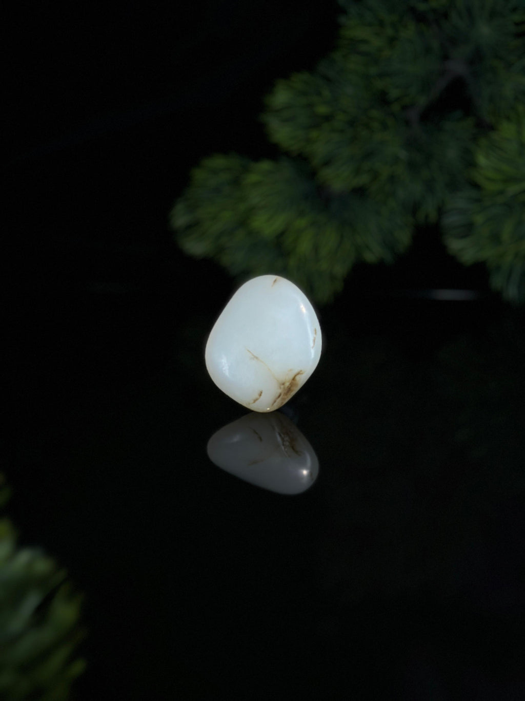 新疆和田玉高青白秋梨皮珍品挂件籽（yc504358）