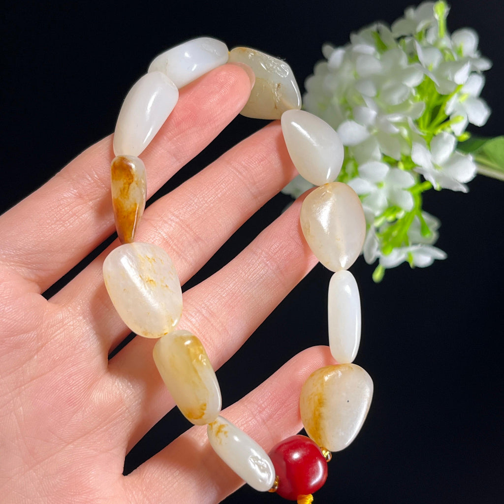 和田玉白玉洒金皮聚红皮籽料原籽手串（yc347428）